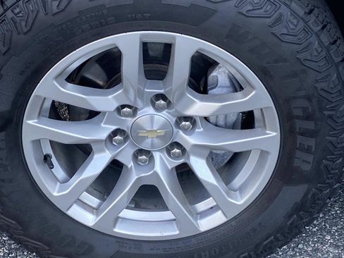 Used 2021 Chevrolet Tahoe LT image 29