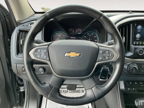 Used 2021 Chevrolet Colorado Z71 w/ Safety Package AWD/4WD image 13