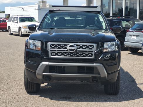 Certified 2024 Nissan Frontier SV w/ Technology Package AWD/4WD image 2