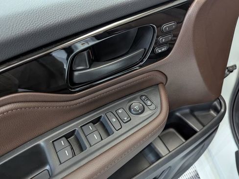 New 2026 Honda Odyssey Touring image 27