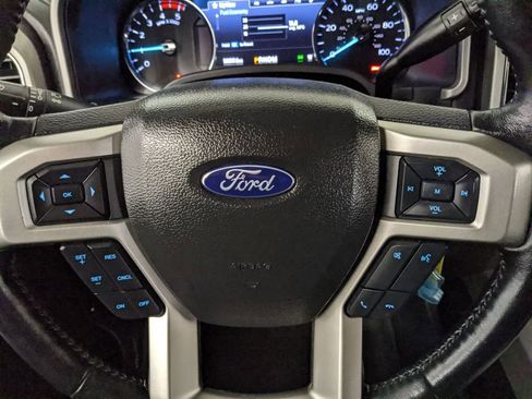 Used 2022 Ford F250 Lariat w/ Lariat Value Package image 11