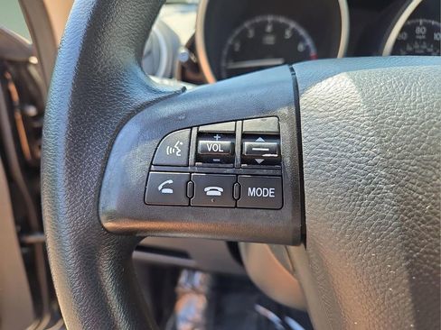 Used 2012 MAZDA MAZDA3 i Touring FWD image 24