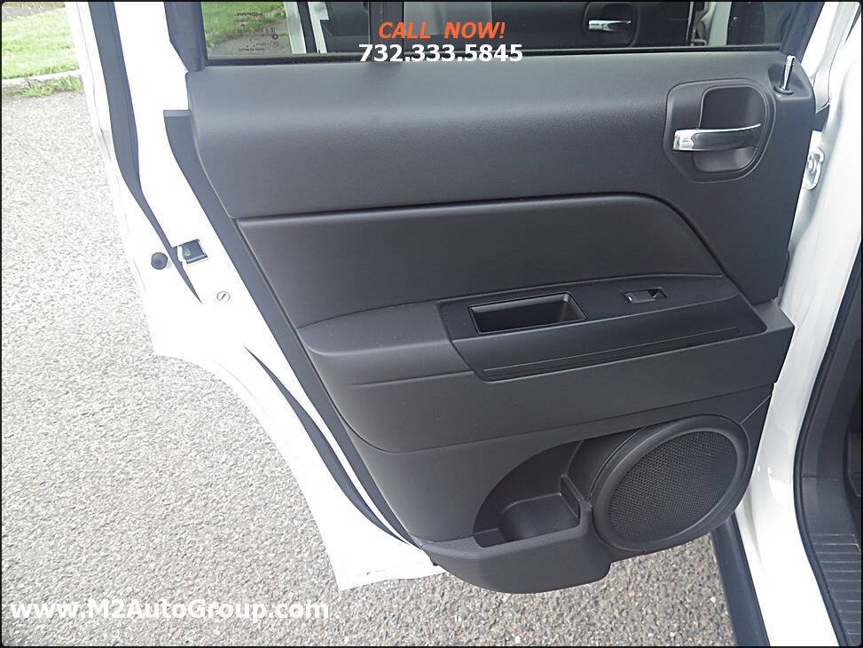 Used 2014 Jeep Patriot Sport w/ Power Value Group AWD/4WD image 18