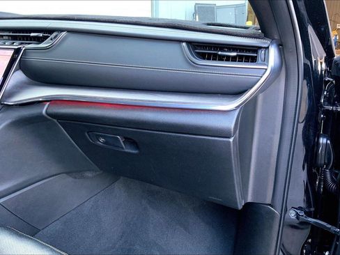 Certified 2023 Jeep Grand Cherokee Overland image 16