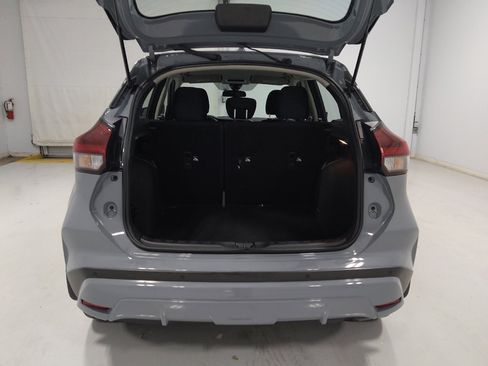 Used 2023 Nissan Kicks SV FWD image 29