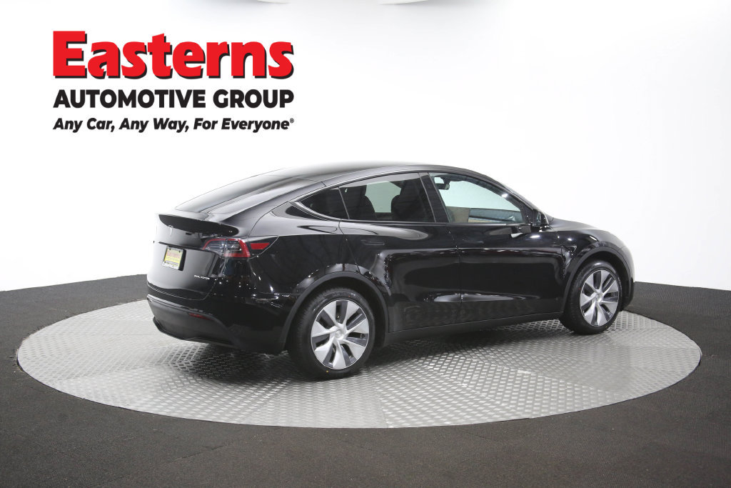 Used 2023 Tesla Model Y Long Range AWD/4WD image 38