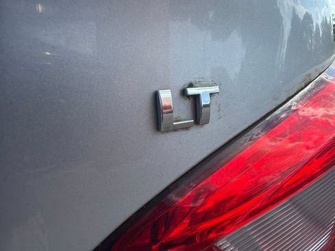 Used 2017 Chevrolet Cruze LT FWD image 9