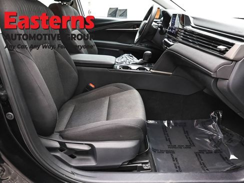 Used 2025 Toyota Camry LE FWD image 23