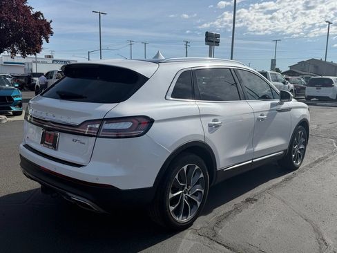 Used 2019 Lincoln Nautilus Reserve w/ Ultimate Package AWD/4WD image 3