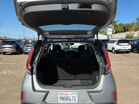 Used 2025 Kia Soul LX w/ LX Technology Package image 29