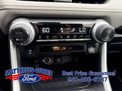 Used 2020 Toyota RAV4 XLE FWD image 18