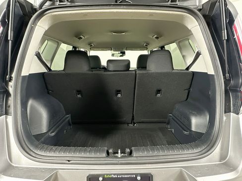 Used 2024 Kia Soul LX w/ Option Group 015 FWD image 27
