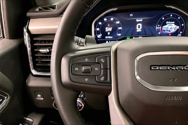 Used 2024 GMC Sierra 1500 Denali w/ Denali Reserve Package AWD/4WD image 28