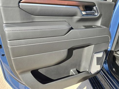 New 2026 GMC Sierra 2500 Denali w/ Denali Reserve Package image 11