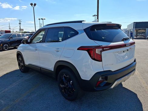 New 2026 Kia Seltos EX w/ EX Sunroof Package image 6