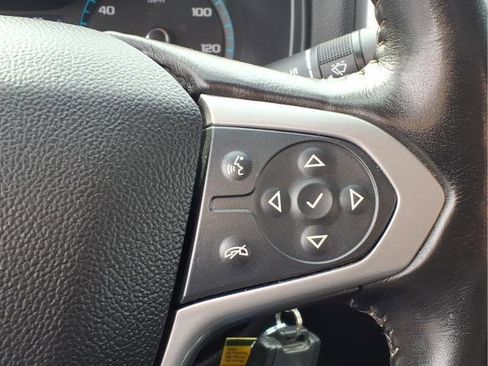 Used 2019 Chevrolet Colorado LT w/ LT Convenience Package image 18