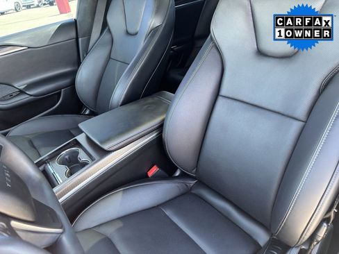 Used 2022 Tesla Model S Plaid image 25