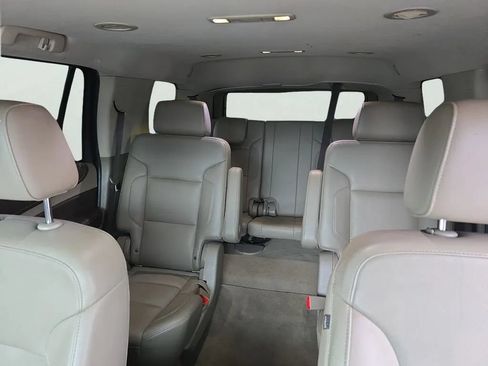 Used 2020 Chevrolet Tahoe Premier RWD image 22