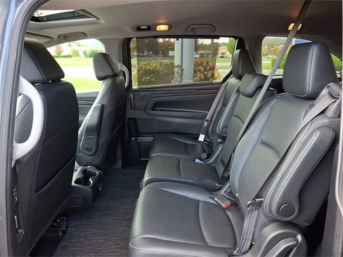 Used 2024 Honda Odyssey EX-L image 10