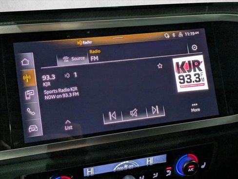 Used 2025 Audi Q3 2.0T Premium image 15