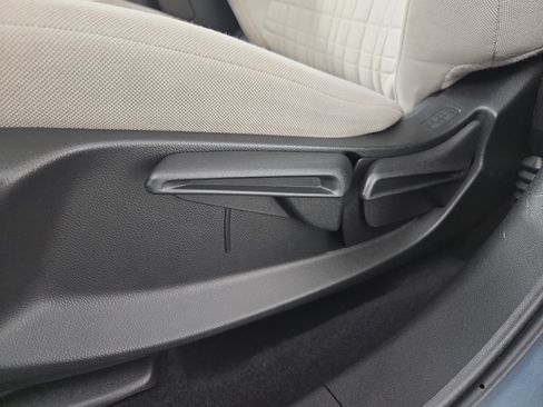 Used 2024 Honda HR-V LX image 13