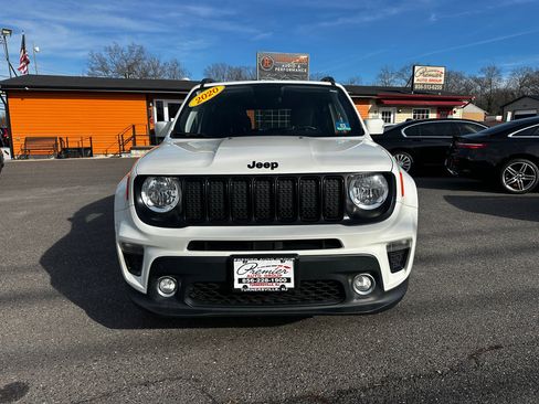 Used 2020 Jeep Renegade Altitude image 2