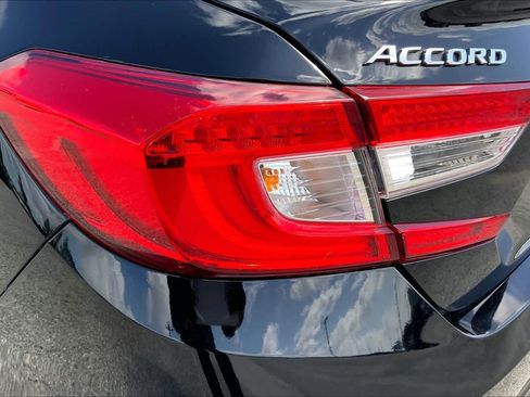 Used 2021 Honda Accord LX image 28