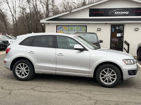 Used 2011 Audi Q5 2.0T Premium AWD/4WD image 6