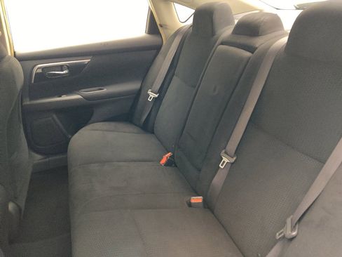 Used 2014 Nissan Altima 2.5 S FWD image 18
