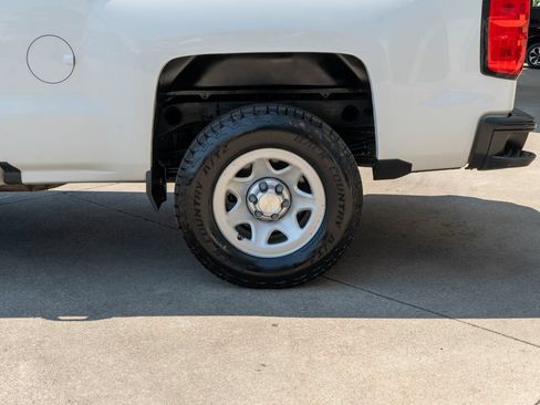 Used 2019 Chevrolet Silverado 1500 W/T AWD/4WD image 27
