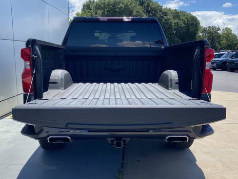 Used 2022 Chevrolet Silverado 1500 RST AWD/4WD image 8
