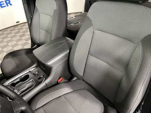 Certified 2023 Chevrolet Traverse LT AWD/4WD image 19