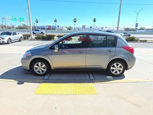 Used 2008 Nissan Versa SL w/ Convenience Pkg image 8