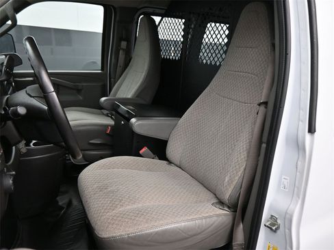 Used 2020 Chevrolet Express 2500 w/ Driver Convenience Package image 11