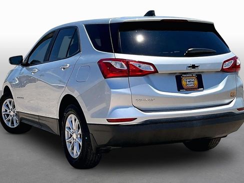 Used 2021 Chevrolet Equinox LS w/ LS Convenience Package FWD image 11