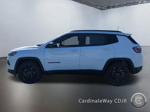 New 2026 Jeep Compass Latitude image 5