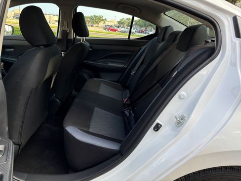 Used 2025 Nissan Versa SV FWD image 21