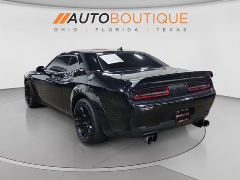 Used 2021 Dodge Challenger R/T Scat Pack RWD image 3