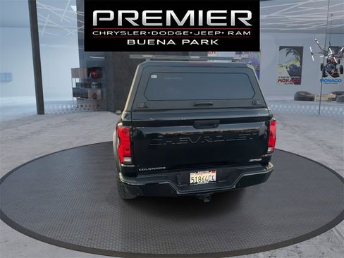 Used 2024 Chevrolet Colorado ZR2 w/ Technology Package image 9