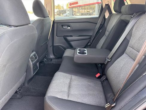 Used 2025 Nissan Rogue SV image 13