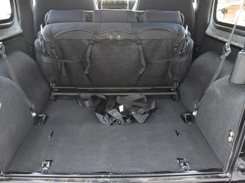 Used 2006 Jeep Wrangler X AWD/4WD image 24