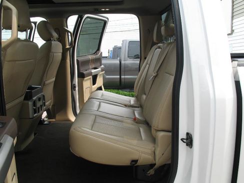 Used 2019 Ford F150 Lariat AWD/4WD image 26