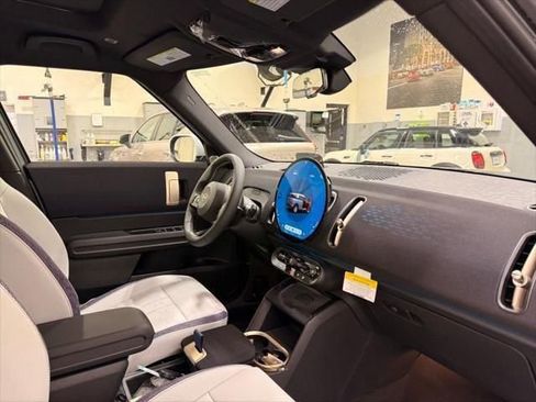 New 2026 MINI Cooper Countryman S w/ Comfort Package Max image 28