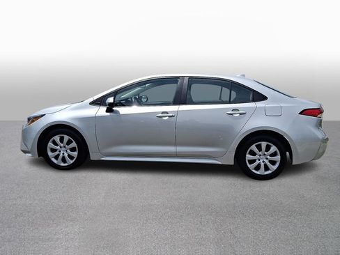 Used 2024 Toyota Corolla LE FWD image 7