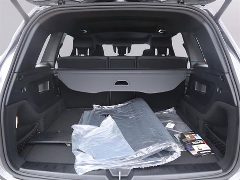 New 2026 Mercedes-Benz GLB 250 4MATIC image 10