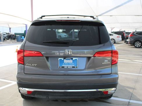 Used 2016 Honda Pilot Touring image 4
