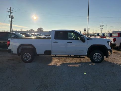 New 2026 GMC Sierra 2500 Pro image 7