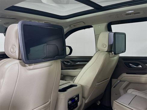 Used 2021 GMC Yukon Denali w/ Denali Premium Package image 22