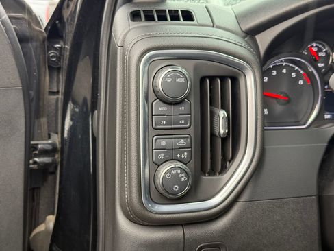 Used 2021 Chevrolet Silverado 1500 LT Trail Boss AWD/4WD image 24