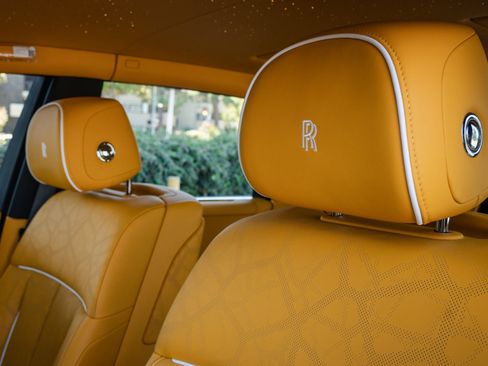New 2027 Rolls-Royce Phantom Sedan RWD image 10